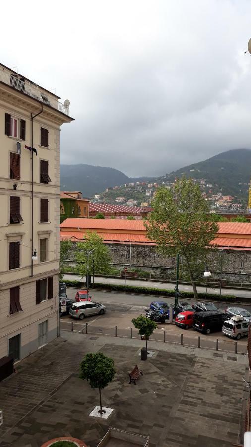 Appartamento Il Golfo Dei Poeti E 5 Terre A 2 Passi La Spezia Bagian luar foto
